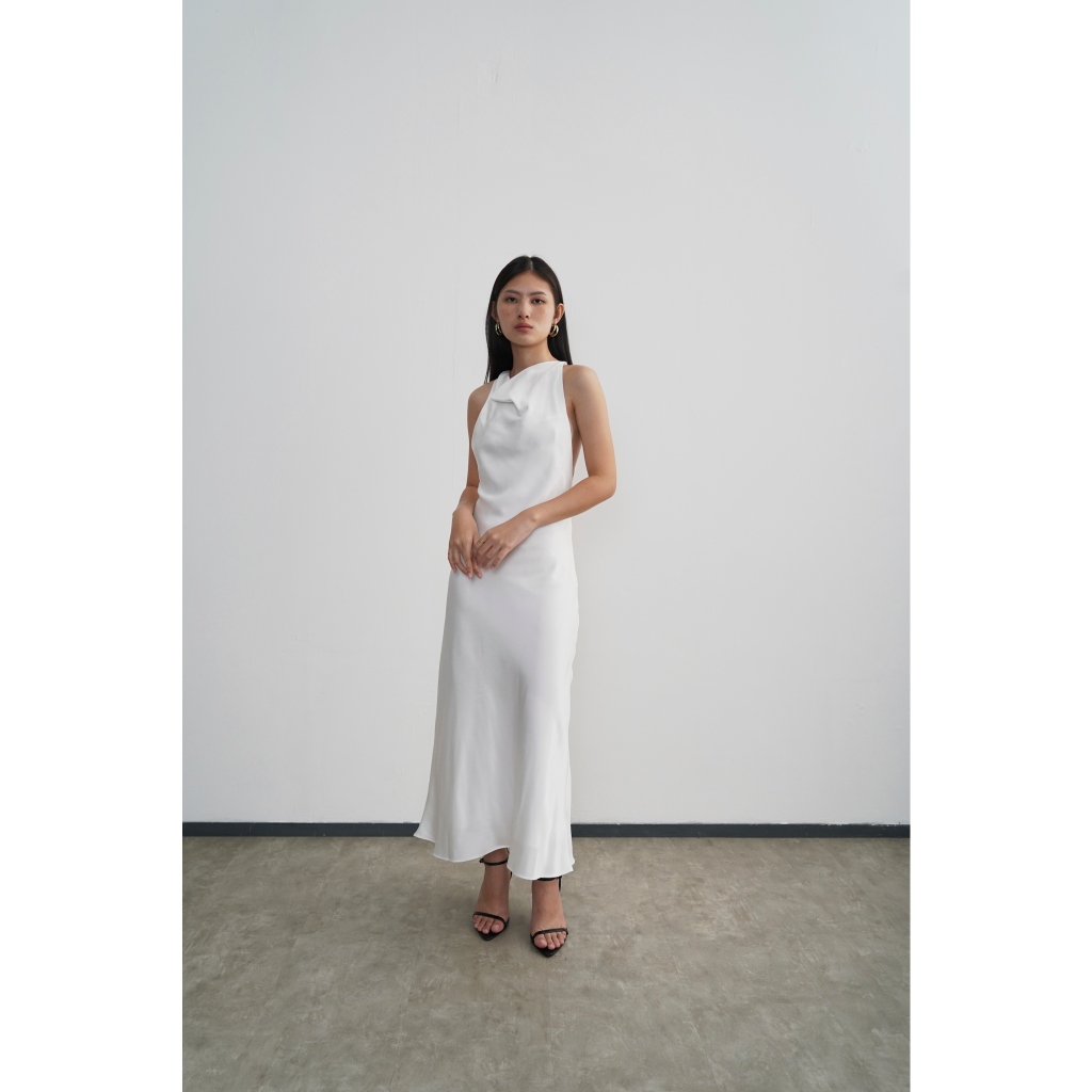 PAFON Ila Dress - สีขาวแตก