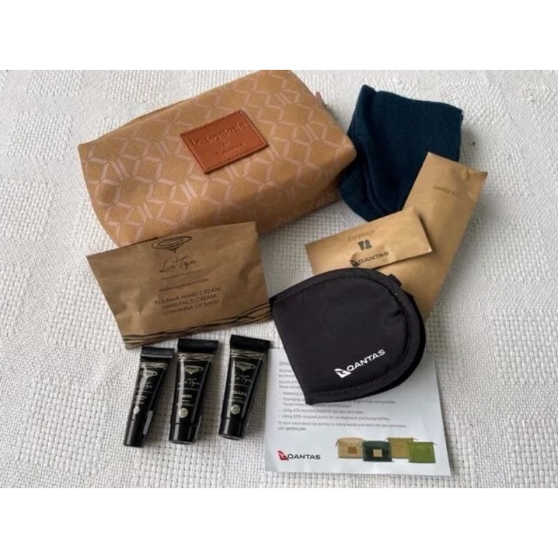 Amenity KIT TRAVEL LIMITED EDITION จาก BUSES CANTAS AIRWAYS