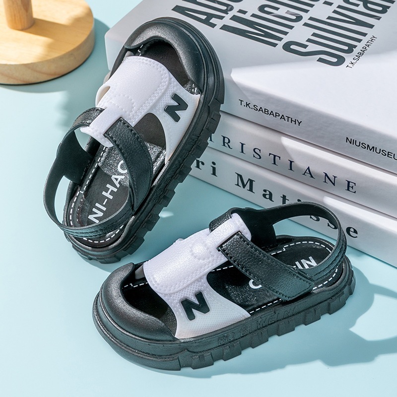 ข้อเสนอใหม่ 9.9 littleaaron nerdy รองเท้าแตะภูเขาสําหรับเด็กชายและเด็กหญิง รองเท้าแตะเด็กนําเข้าน่าร