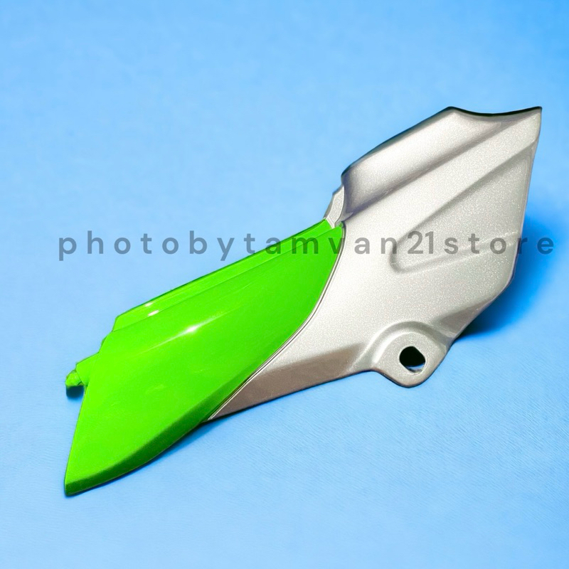 Hijau Original OLD LIME SILVER NINJA RIGHT SIDE BODY 36001-1564-4D