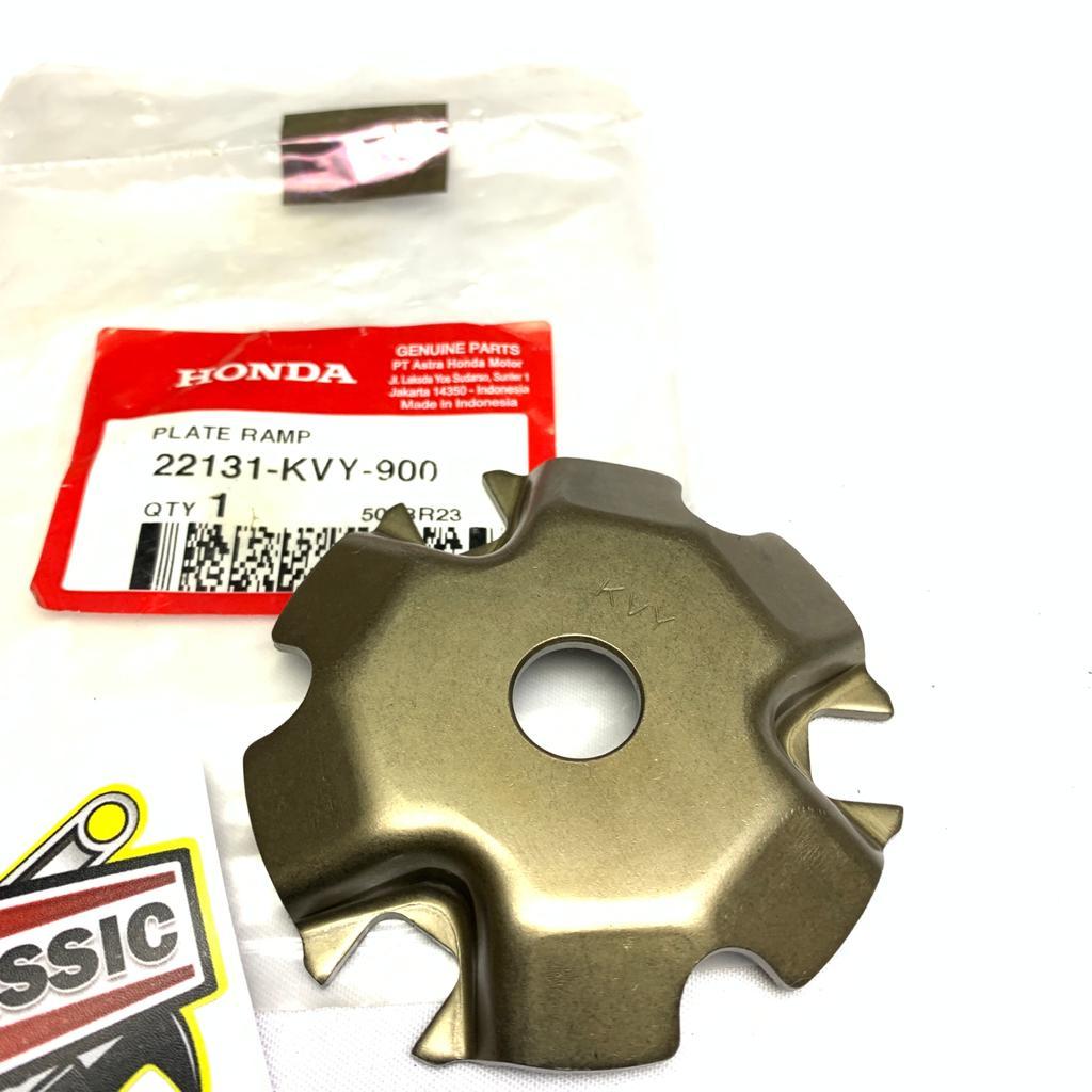 PLATE RAMP ROLLER HOUSING COVER HONDA BEAT SPACY CARBURETOR ORIGINAL AM 22131KVY900
