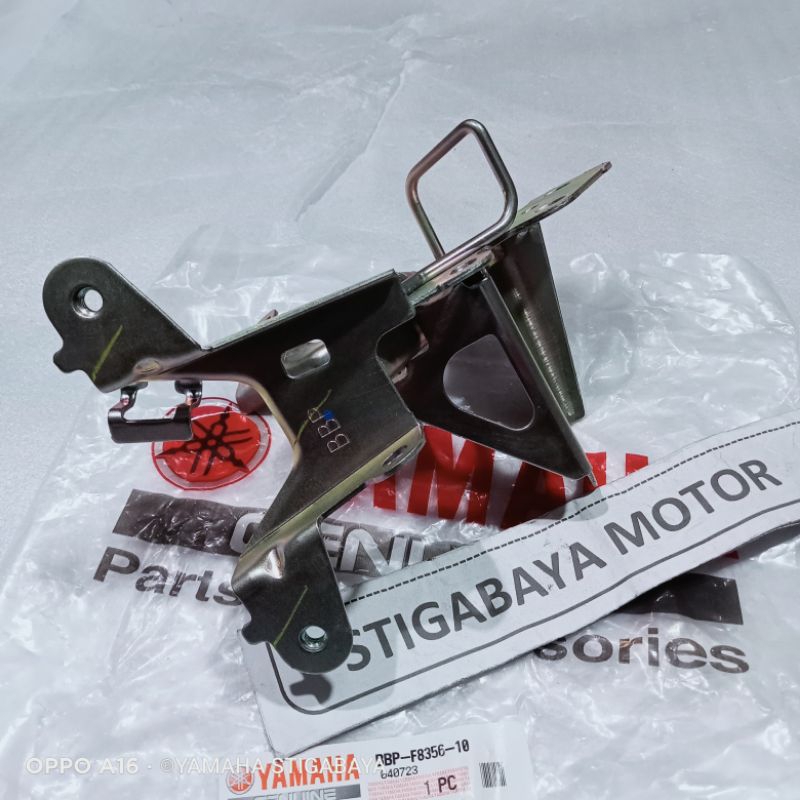 ขายึดไฟหน้า aerox ABS ใหม่ของแท้ ตัวยึดไฟหน้า ALL NEW AEROX ABS ทุกรุ่น