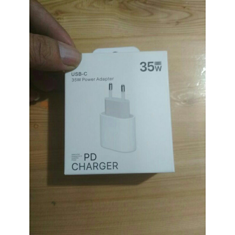 IPON 15 35W USB C FAST CHARGING ADAPTER 35W