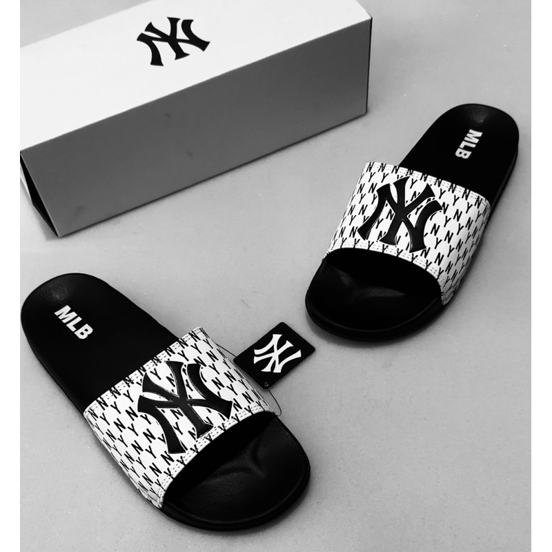 รองเท้าแตะ NY mlb SLOP || เบี้ยประกันภัย คุณภาพ รองเท้าแตะ ชาย&หญิง แบบสวม สวมใส่สบายเท้า !!!!