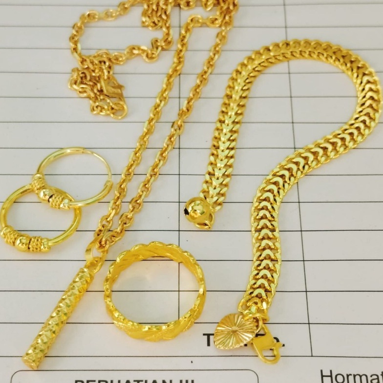Art R62T GOLD Plated Centipede Chain ชุดเครื ่ องประดับ
