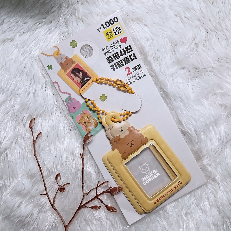 [OFFICIAL] DAISO ID PHOTO HOLDER (READ DESCRIPTION!)