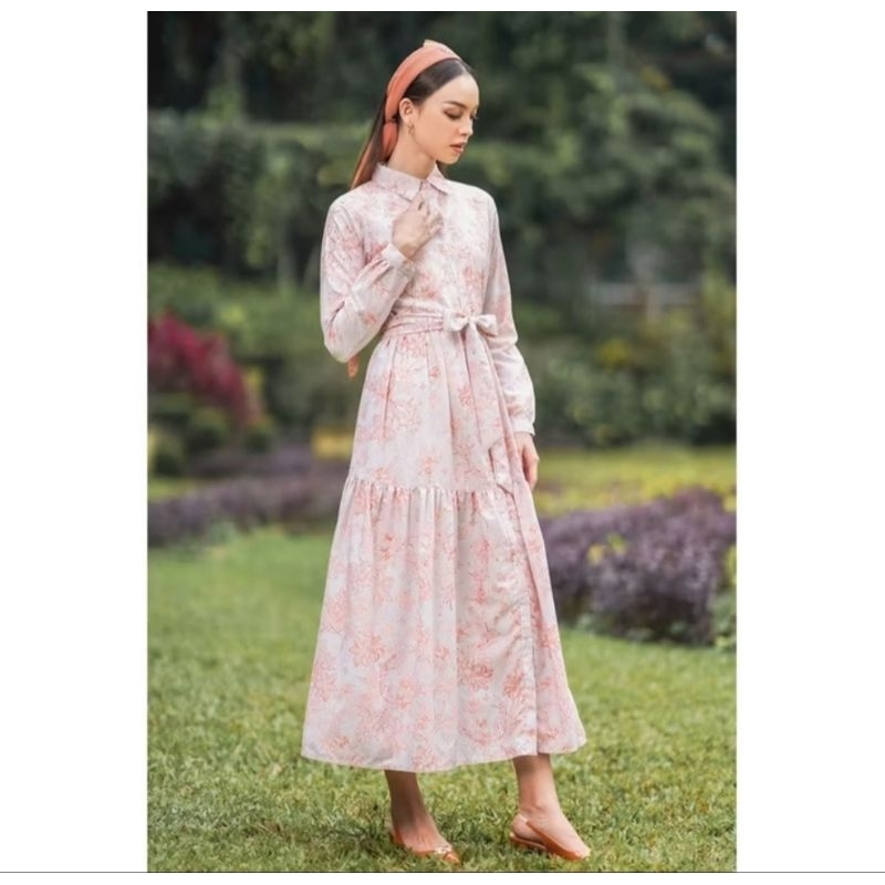 ชุดเดรส zytadelia Auburn ใหม่ _ พระอาทิตย์ตก