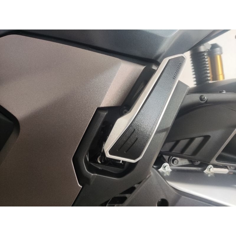 ADV 150/160 ฝาครอบขั้นเท้า