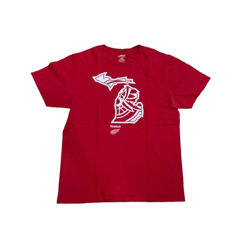 เสื้อยืด Reebok.****