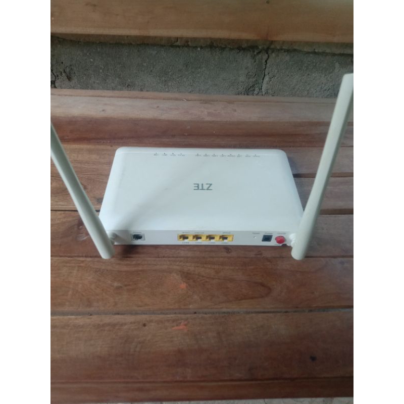 ZTE ZXHN F670L ดูอัลแบนด์