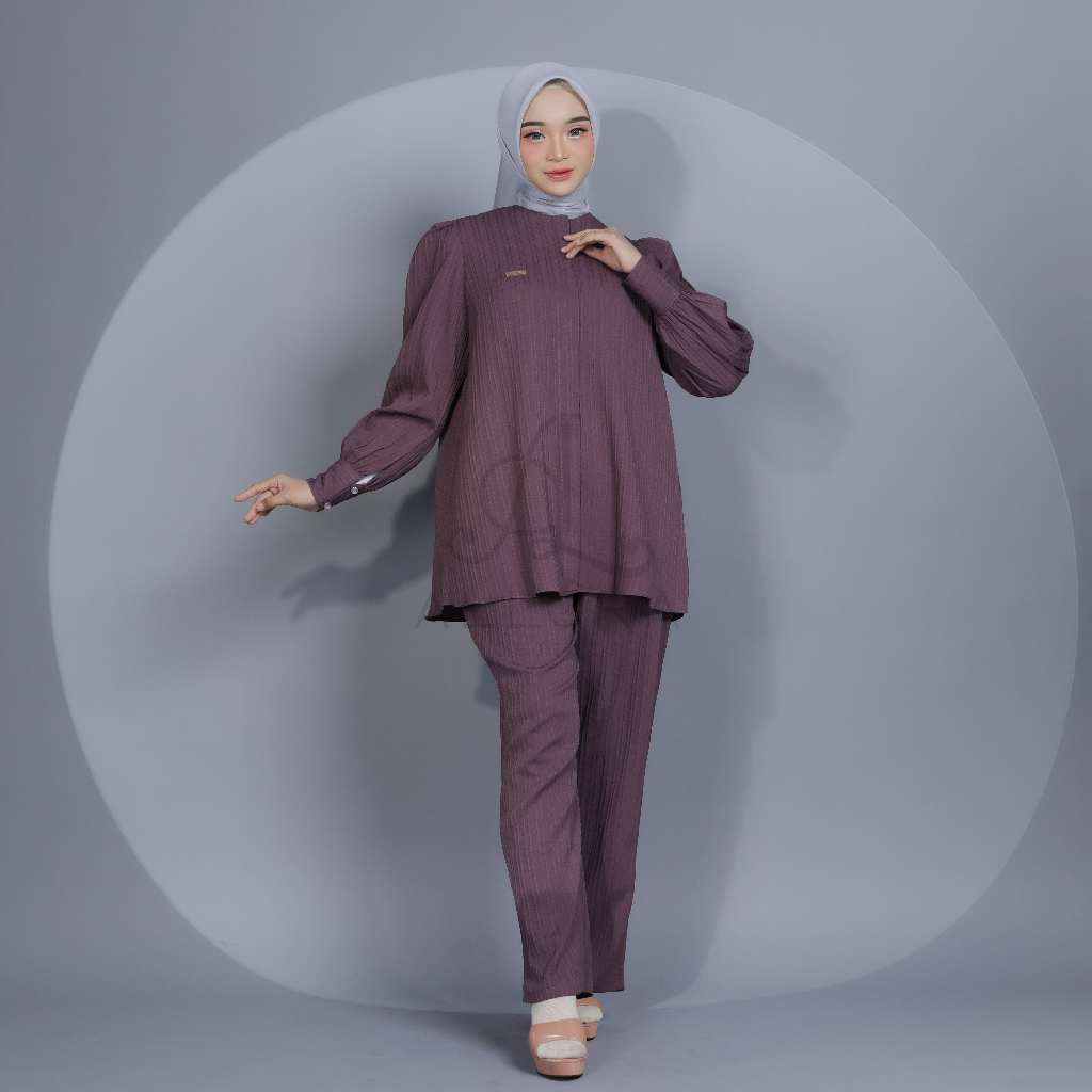 ALLORA Madame Oneset Premium Luxury Nursing Top and Bottom Boutique Quality โดย Allora Boutique