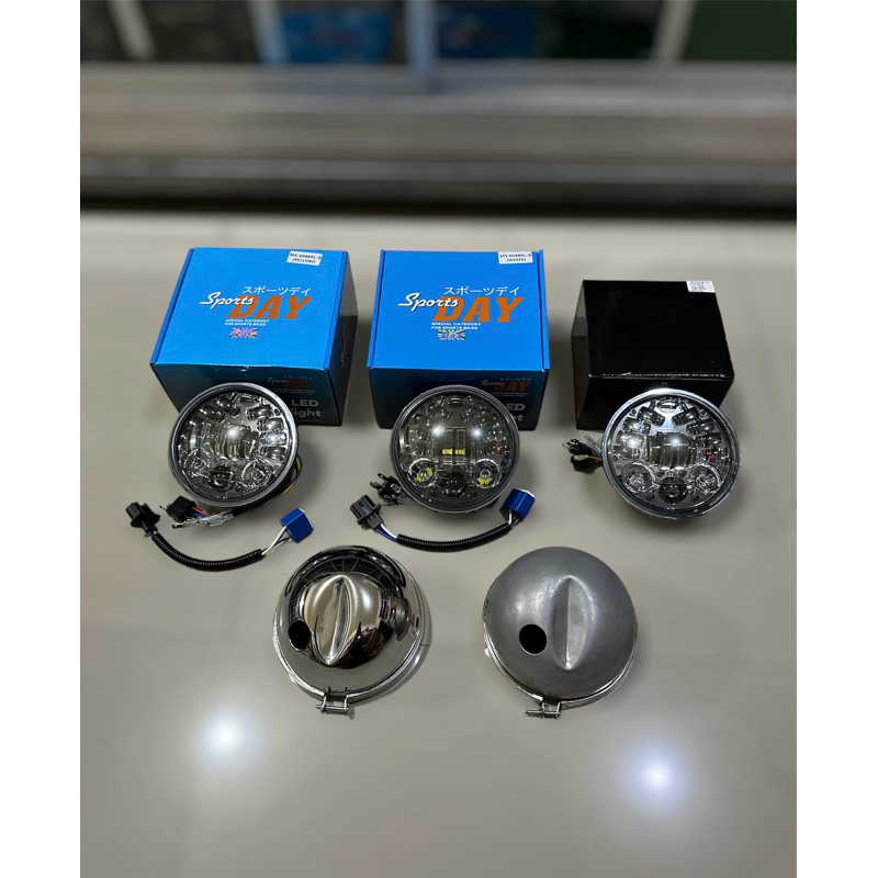 CAHAYA DAYMAKER BOX SPORTS DAY/BOX BLACK SENJA BLUE LIGHT SUPER BRIGHT SIZE 5.75 INCH PNP BATOK L2G 