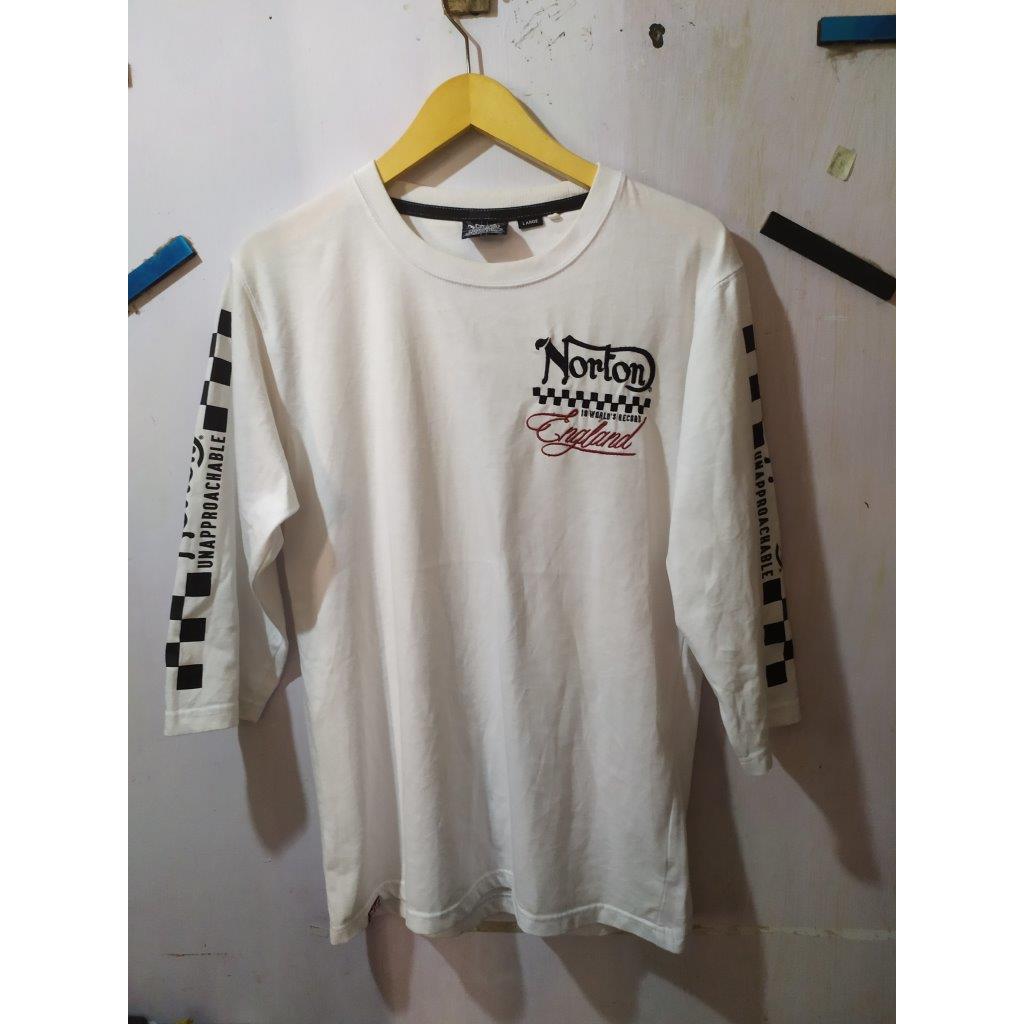 เสื้อยืด PUTIH White Norton