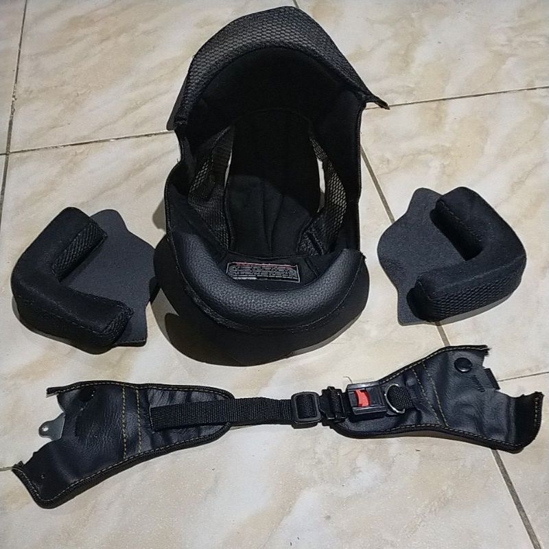 (CarA)ชุดหมวกกันน็อคย้อนยุคโฟม Karglos CFM ปุ่มพลาสติก ทุกขนาด || Cargloss โฟมหมวกกันน็อคครบชุด || |