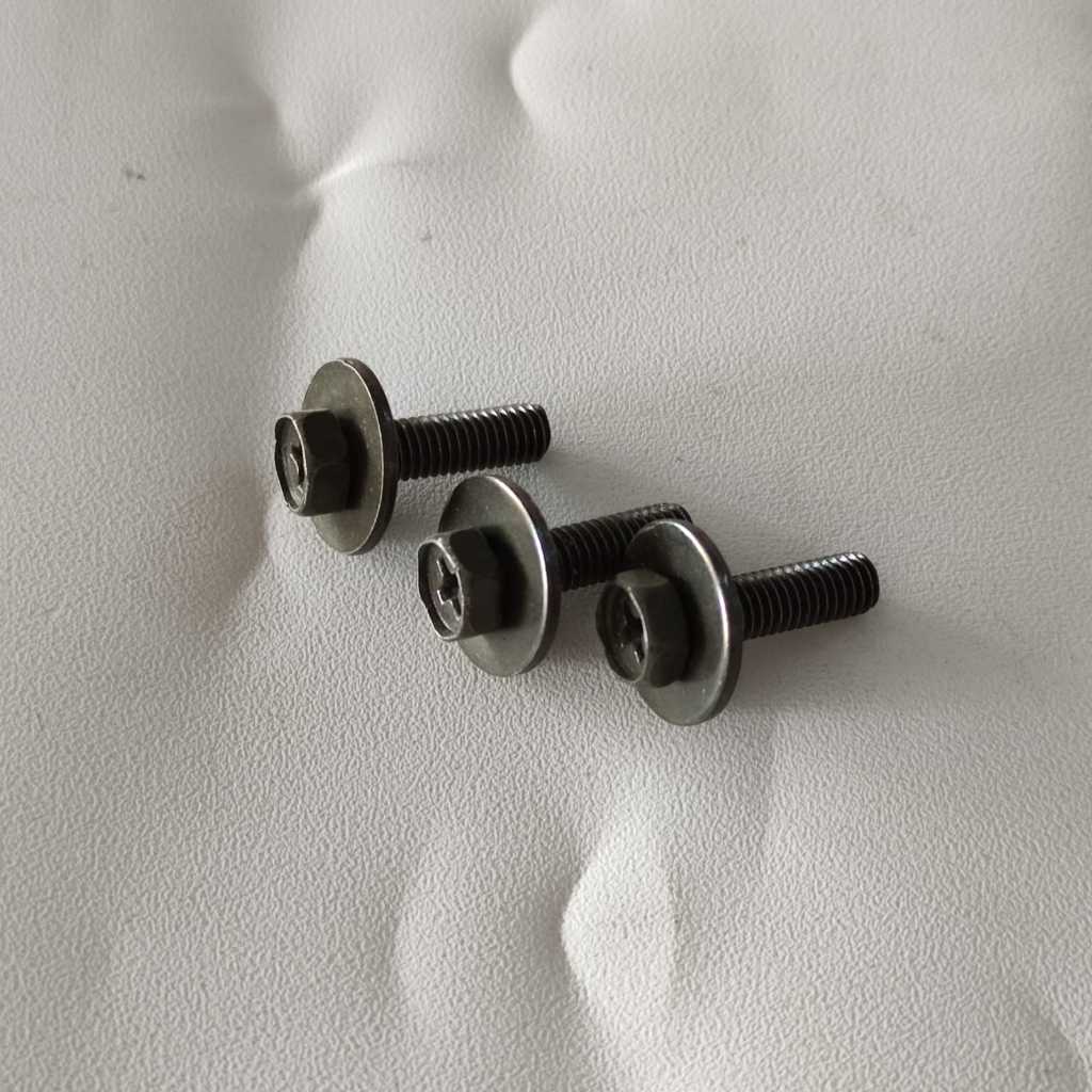 สลักเกลียวเกียร์เพลาลูกเบี้ยว M5 x 12MM