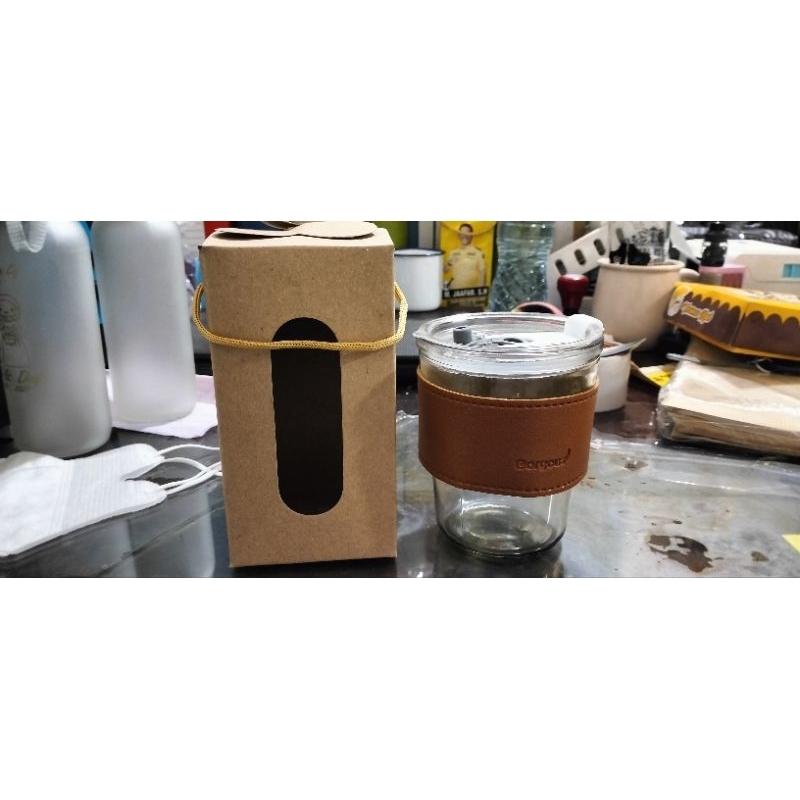 AESTHETIC GLASS + CHOCOLATE SOUVENIR BOX