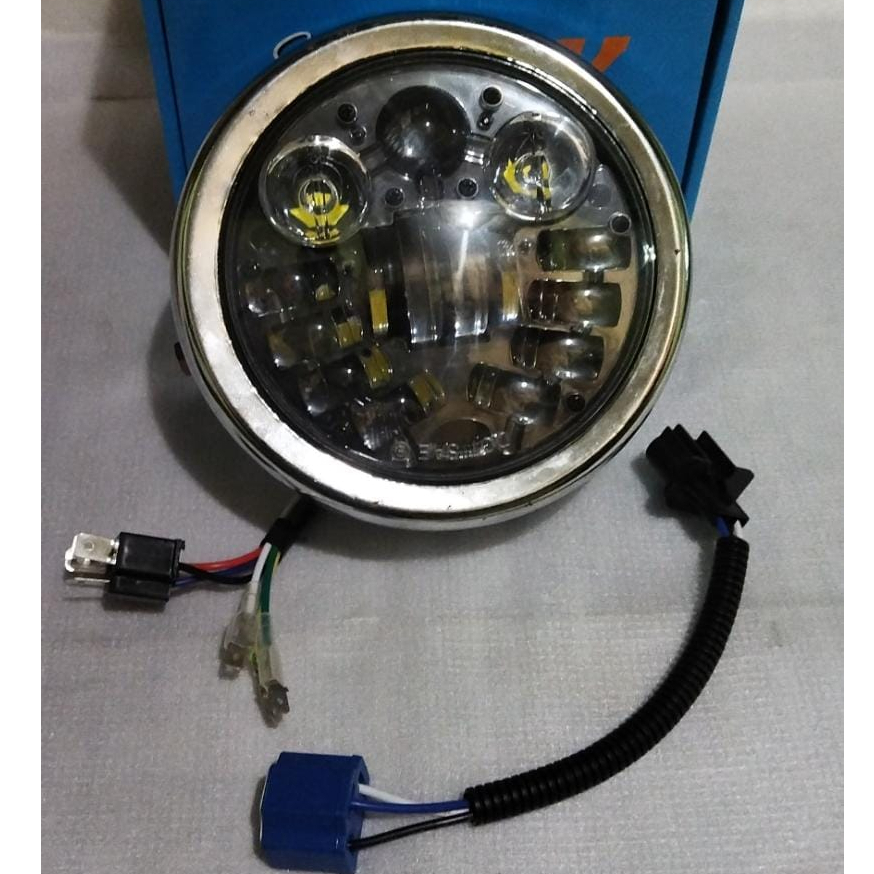 DAYMAKER HEADLIGHT CB/YB/RX100/L2S DAYMAKER ROUND LED 5.7IN CB YB RX 100 DAYMAKER ROUND 5.7 IN SPORT