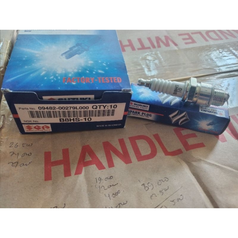 2-STROK MOTORCYCLE SPARK PLUG B8HS-10 2-STOKE MOTORCYCLE SPARK PLUG B8HS 10 ORIGINAL SGP