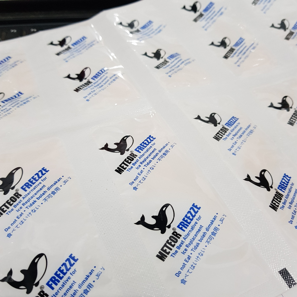 THERMAFREEZE METEORFREEZE / COOLING SHEET / เนื้อหา METEOR FREEZE 12 ชิ้น / เนื้อหา THERMA FREEZE 12