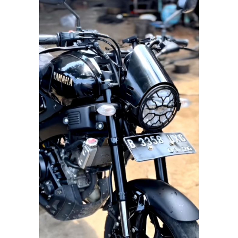 กระบังหน้ากระจกหน้ารถ Yamaha XSR155