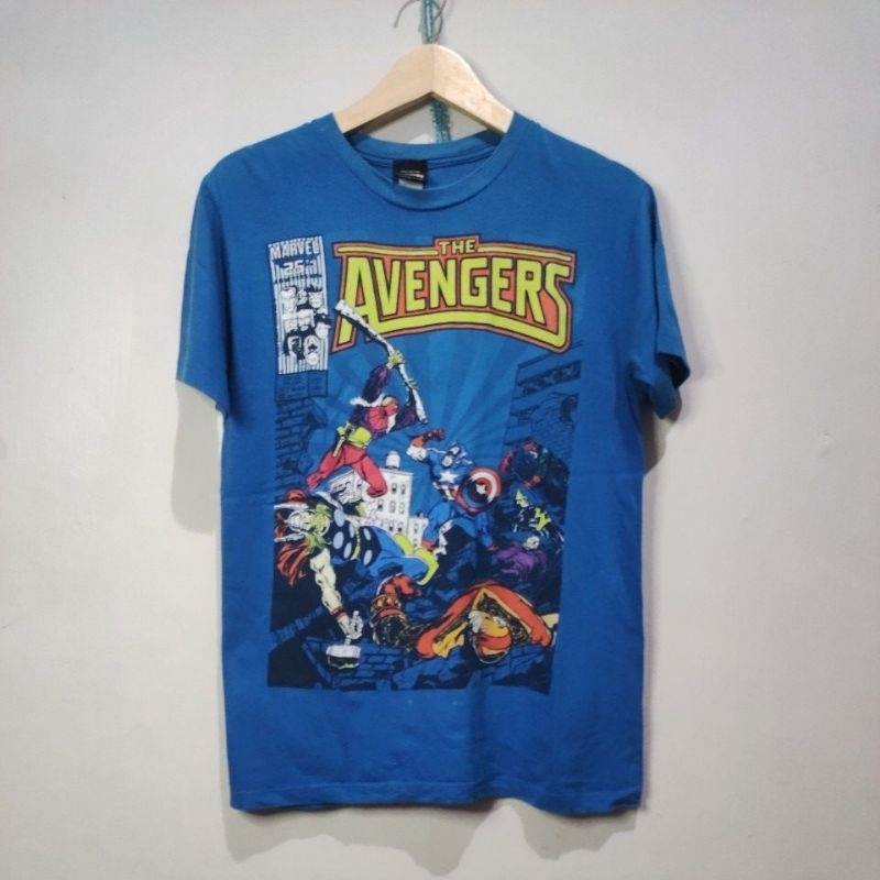 เสื้อยืด Marvel (Mad Engine)