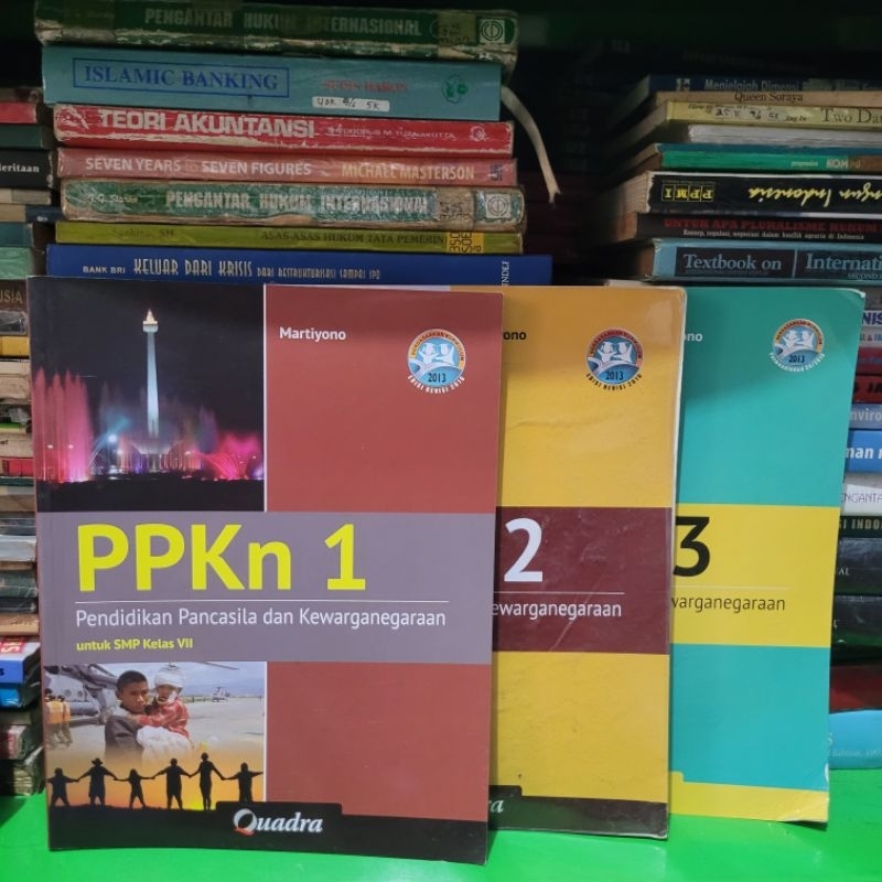 QUADRA USED BOOK - PPKN GRADE 1/2/3 SMP CURRICUM 2013 REVISED QUADRA