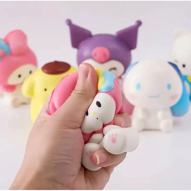 สกุชชี่ GANTUNGAN SANRIO / CINNAMOROLL / KUROMI / POMPOMPURIN / CUTE CARTOON SANRIO CHARACTER HANGER