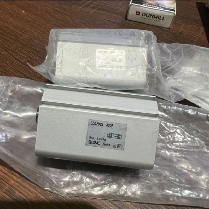 SMC CDQ2B25-30DZ AIR CYLINDER