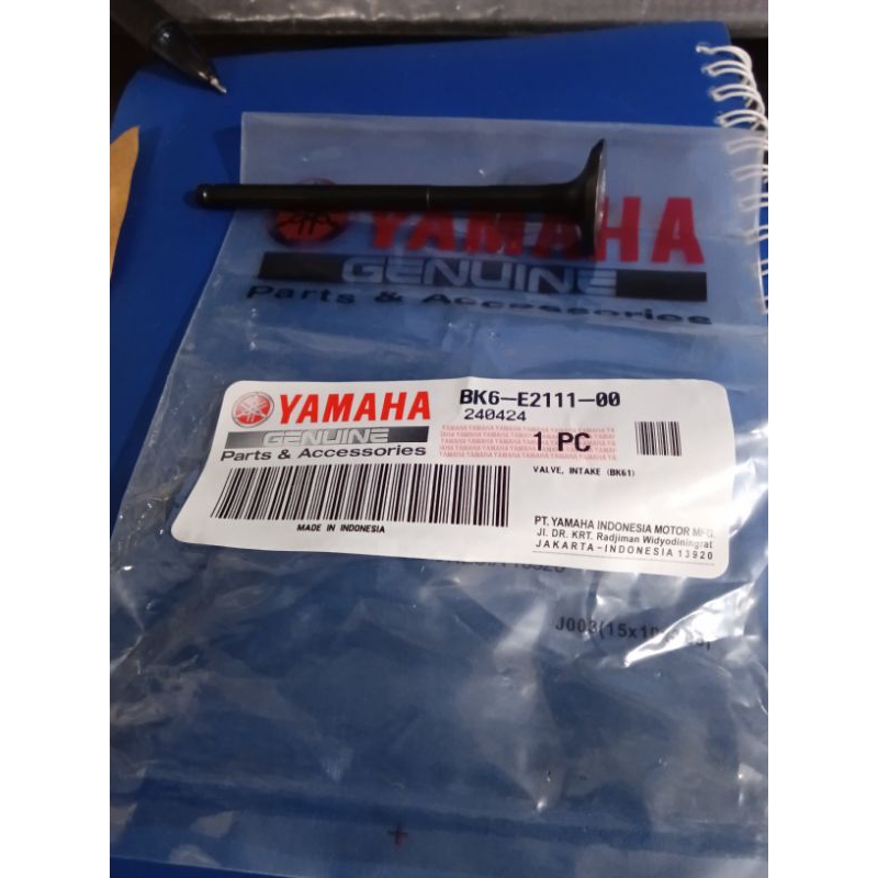 Yamaha R15 V3 Type BK6-E211-00 ในวาล์ว