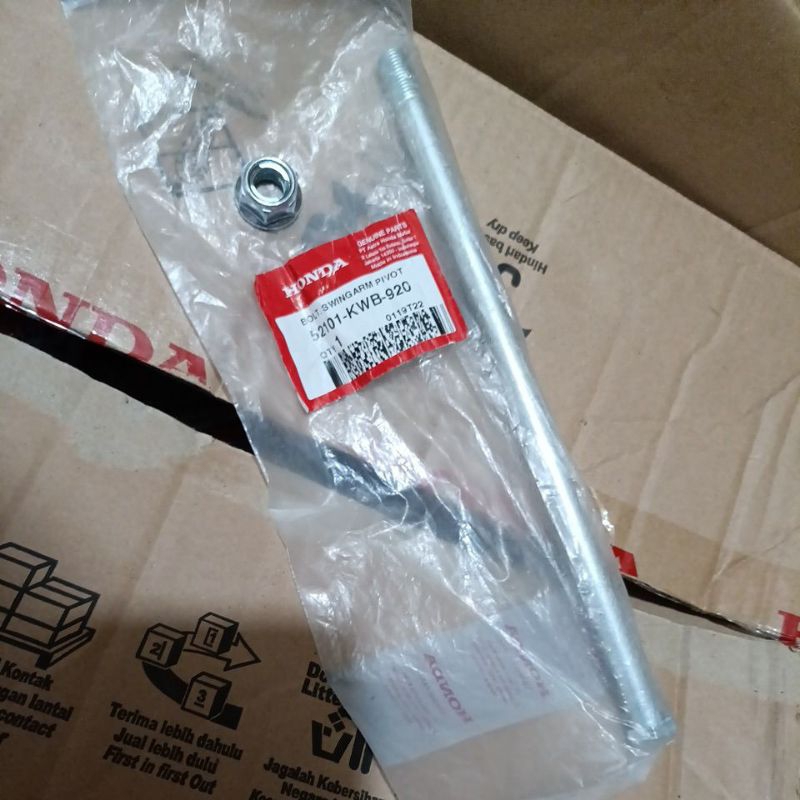 52101 KWB 920 ORIGINAL SWING ARM BLADE REVO 110 AXLE BOLT