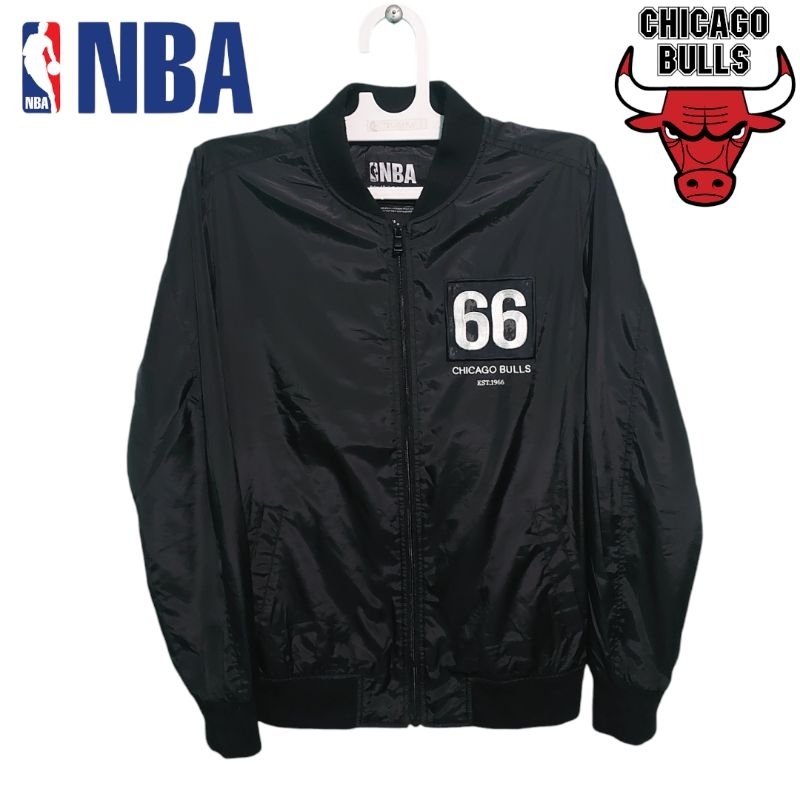 Nba CHICAGO BULLS BOMBER JACKET/VARSITY JACKET THRIFT