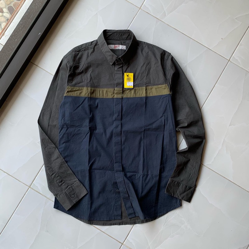 เสื้อ KEMEJA 8SECONDS