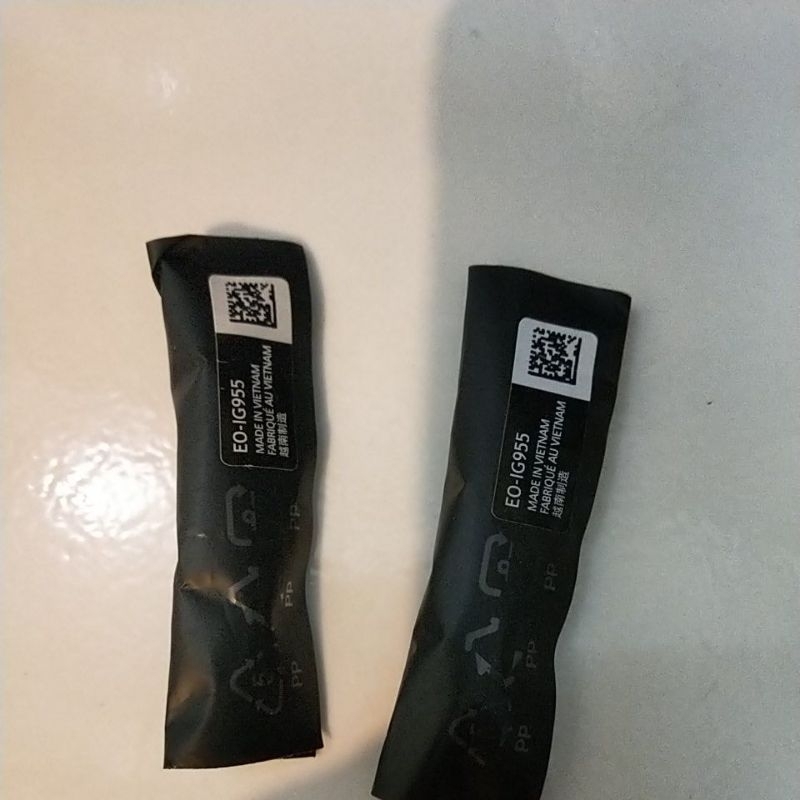 AKG ORIGINAL SAMSUNG UNIVERSAL HANDSFREE EARPHONE ยาง