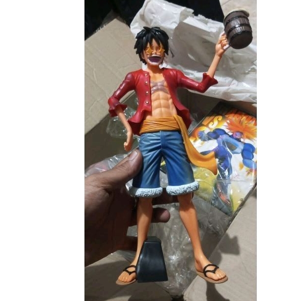 Action Figure One Piece Luffy Drink