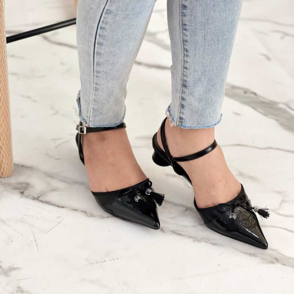 รองเท้าผู้หญิง CS-182 HEELS 3CM สีดํา | รองเท้าใส่สบาย | รองเท้าสํานักงาน | รองเท้าใส่ทํางาน | รองเท