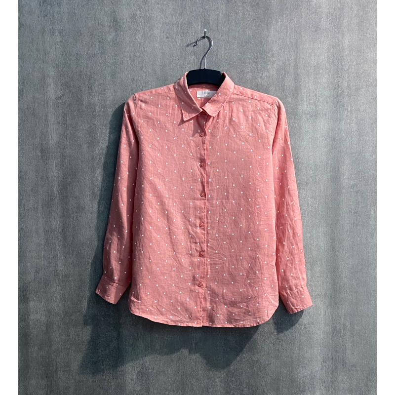 KEMEJA UNIQLO เสื้อเชิ้ตผ้าลินินผู้หญิง / ไซส์ M