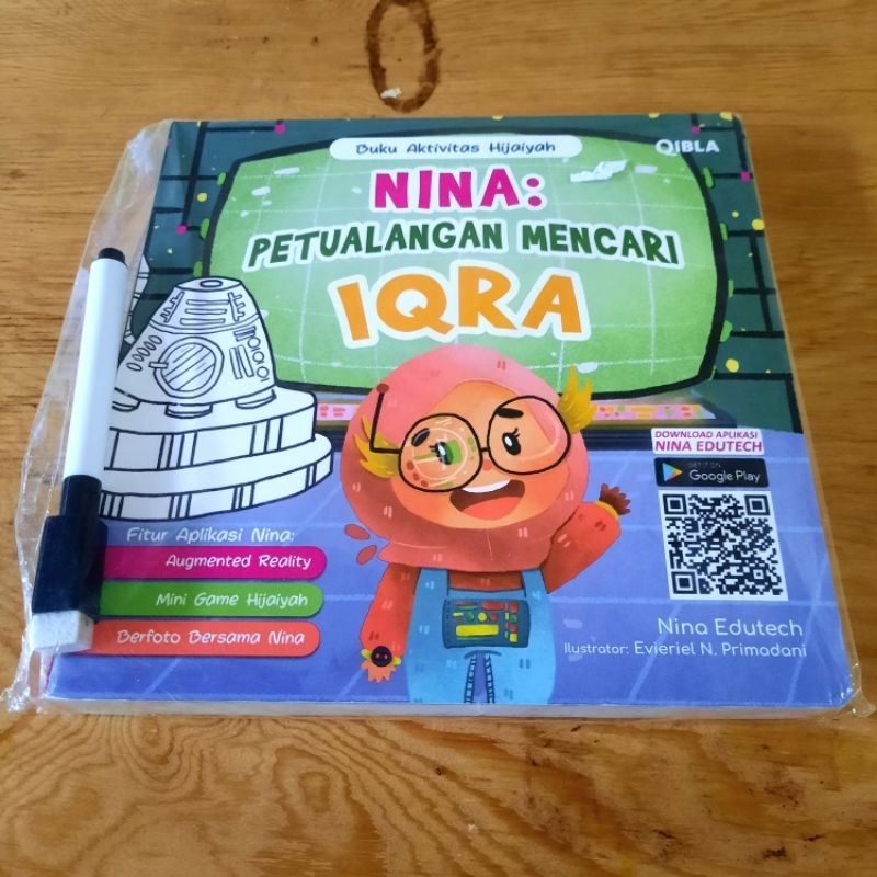 Gramedia - แผ่นบอร์ดบุ๊ก Nina Adventure Finding IQRA-Wipe clean &amp; AR