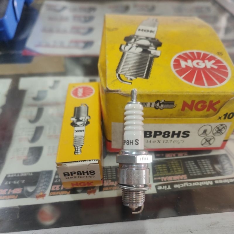 หัวเทียน Ngk bp8hs**