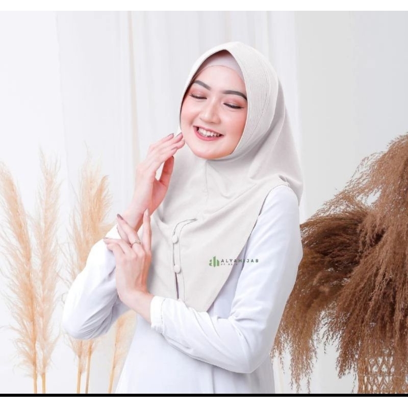 Prelove Veera เสื้อฮู้ดดี้ - Alya hijab โดย Naja - ทุกขนาด