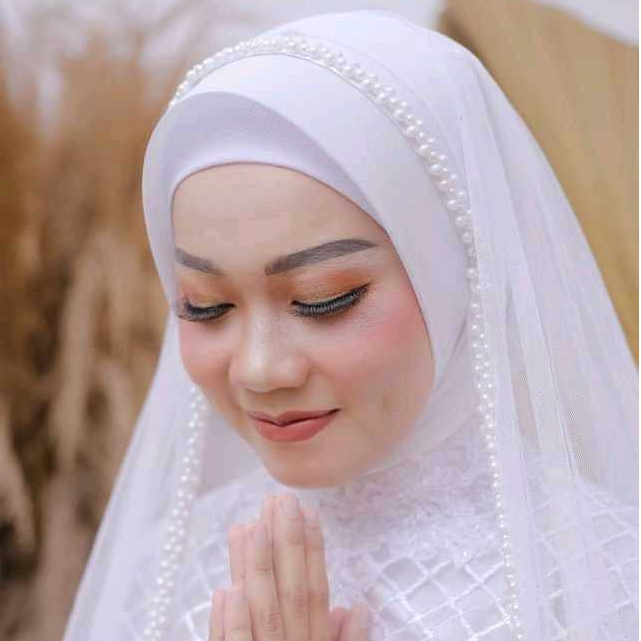 Slayer Veilเจ้าสาวMantenงานแต่งงานแฟชั่นอุปกรณ์เสริมชุดมุสลิมสําเร็จการศึกษาHijab akad manten Veilผู้หญิงMother-in-Lawหมั้นส่งเลื่อมธรรมดาลูกปัดมุกใหม่คุณภาพพรีเมี่ยมสวยเมื่อเพิ่มด้วยเข็มกลัด