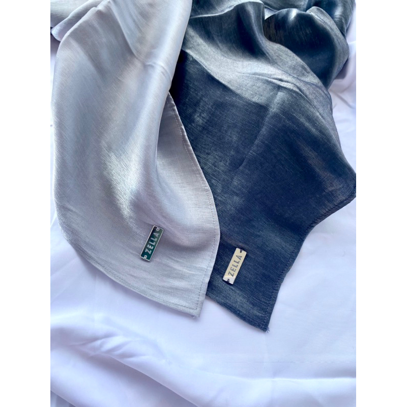 ผ้าคลุมไหล่ Raya [PREMIUM SHIMMER SHAWL]