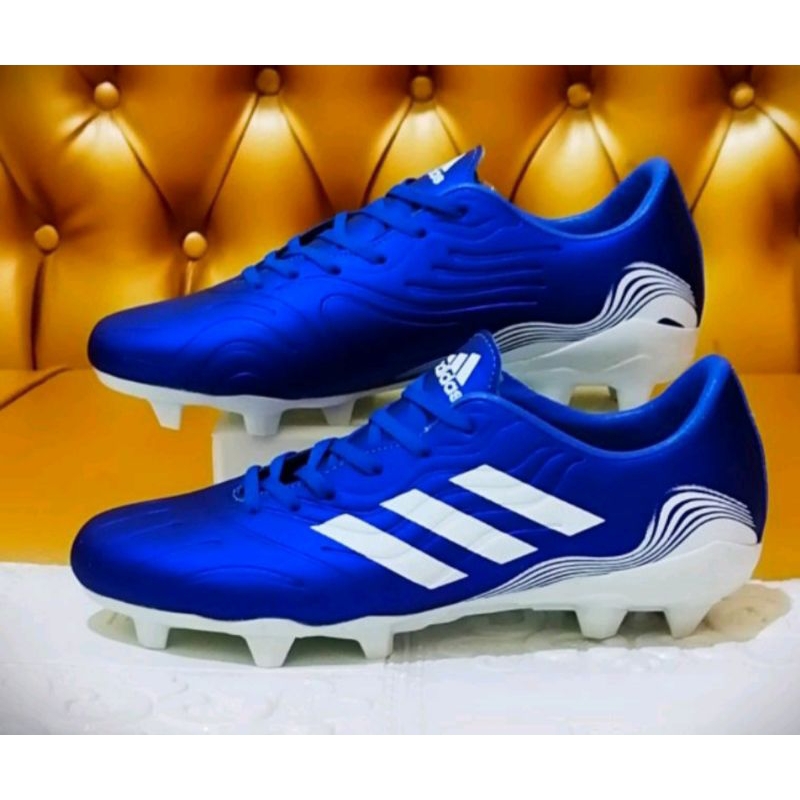 รองเท้าฟุตบอล ADIDAS GOOD QUALITY