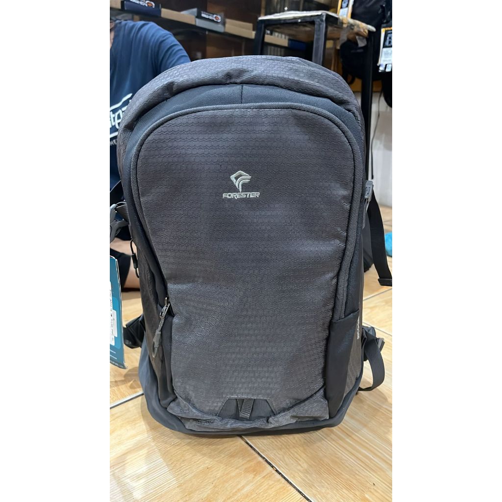 1122 FORESTER 20442 กระเป๋าเป้สะพายหลัง DISPLAY / DEFECT