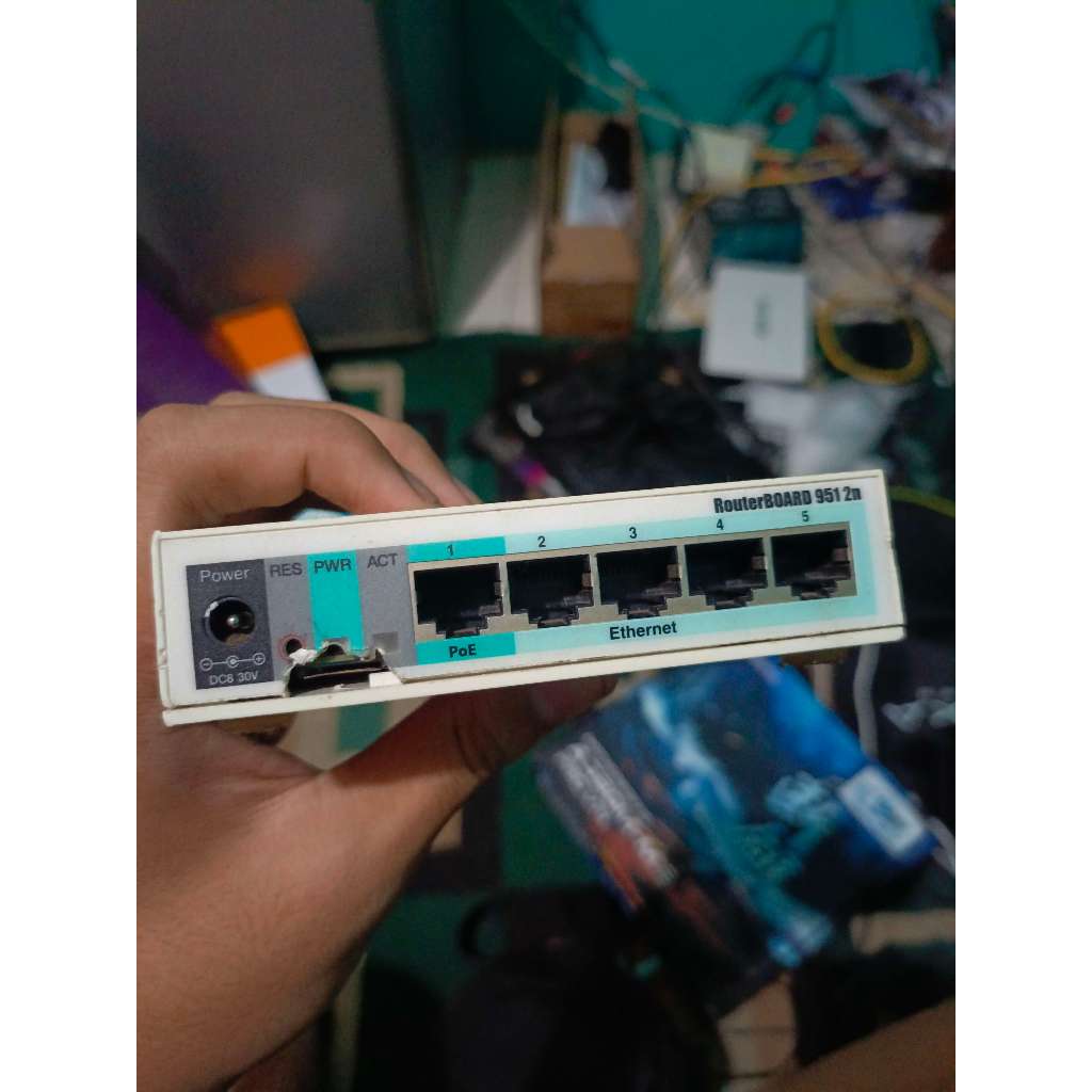 Mikrotik rb750gr3***