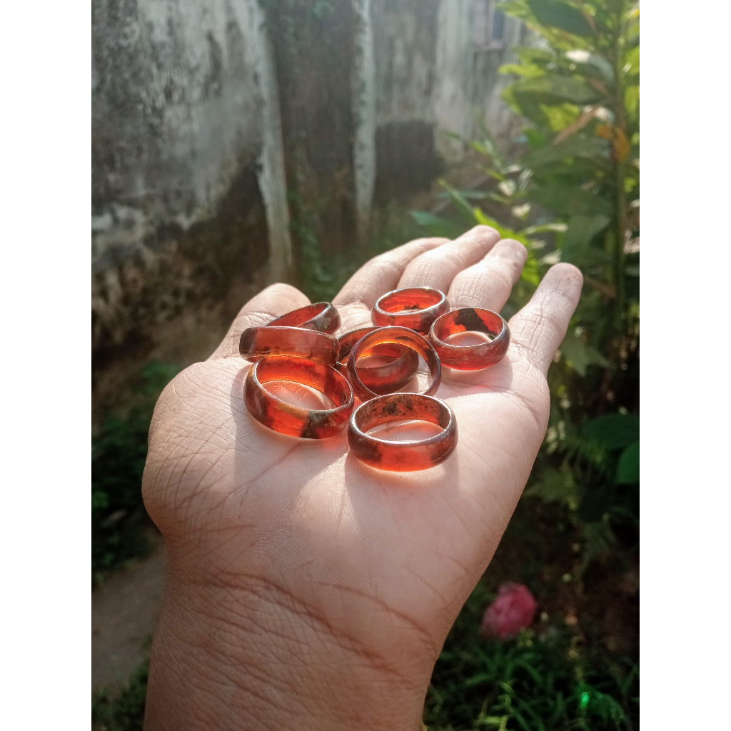 Merah CAHAYA แหวนรากบาฮาร์สีแดงโปร่งแสงคุณภาพ