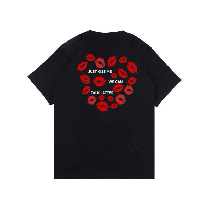 เสื้อยืด Zéigarnik Just kiss me Black Combed24s