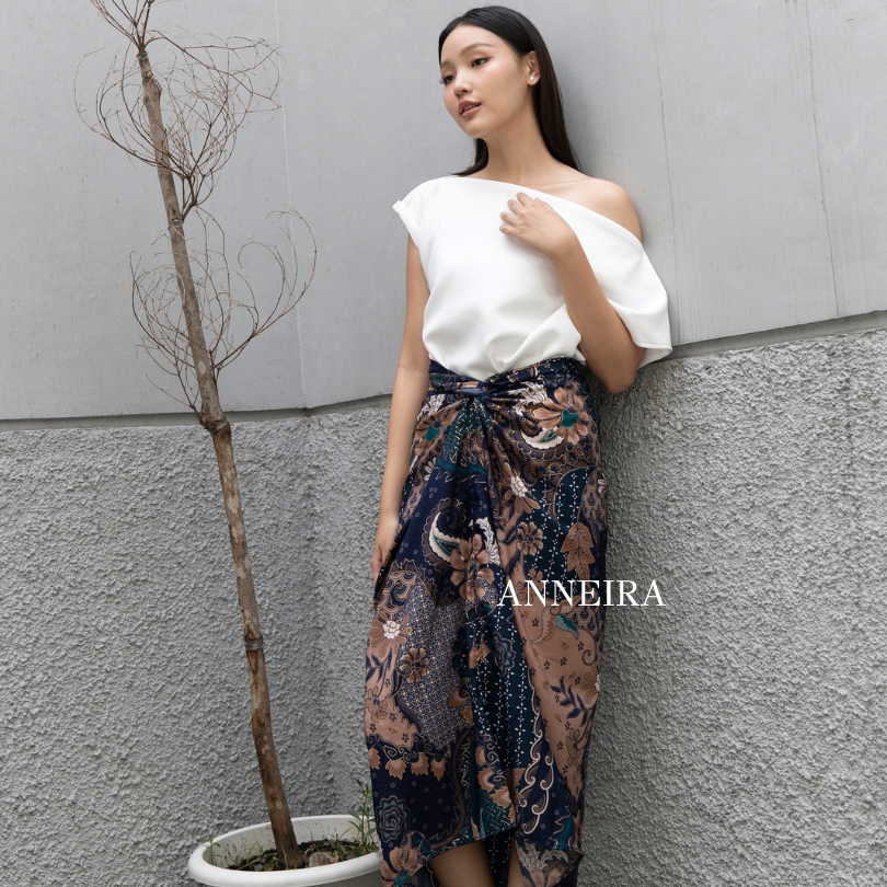 Anneira - SARINA BATIK DRAWN SKIRT (1 ชิ้น)