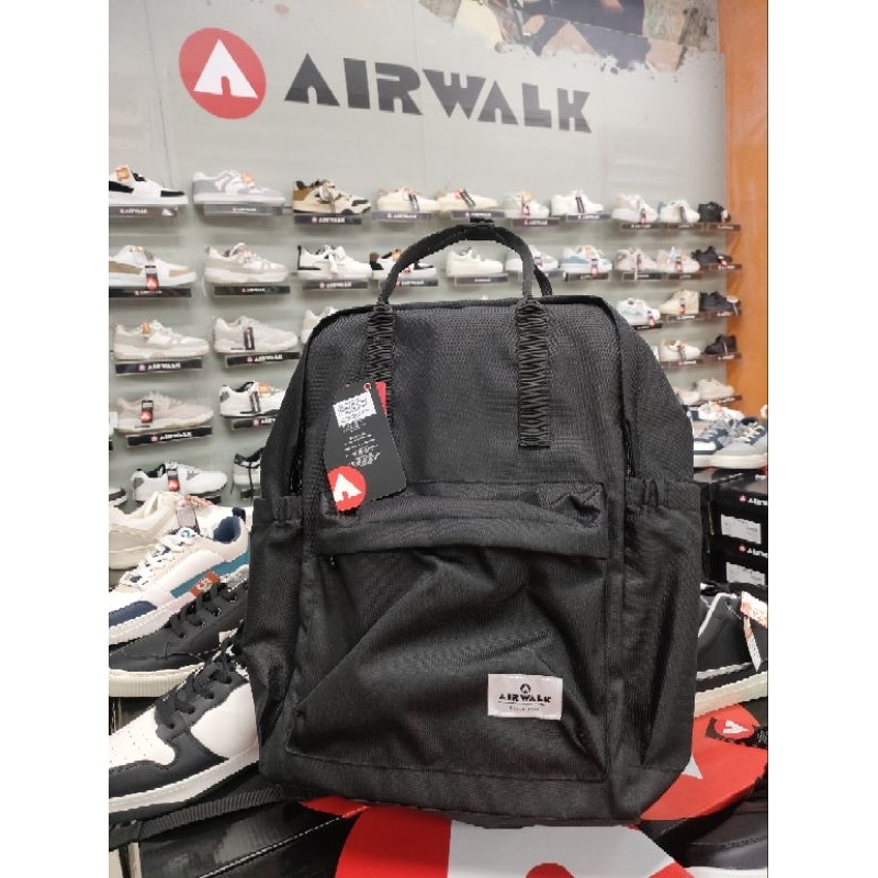 Airwalk ขายดีที่สุด!!! กระเป๋าเป้ BIRKA SPORTS CASUAL