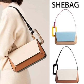 SHEBAG-Tas Bahu Wanita Clipper Bag Underarm Bag Kulit Tas Selempang Tas Shoulder Bag High Quality WATERPROOF Tas Sling Bag Wanita Tas Wanita Terbaru Kekinian  Warna Kontras Trendi Baru Sambungan Geometris Gesper Persegi Akrilik  Tas Persegi Kecil