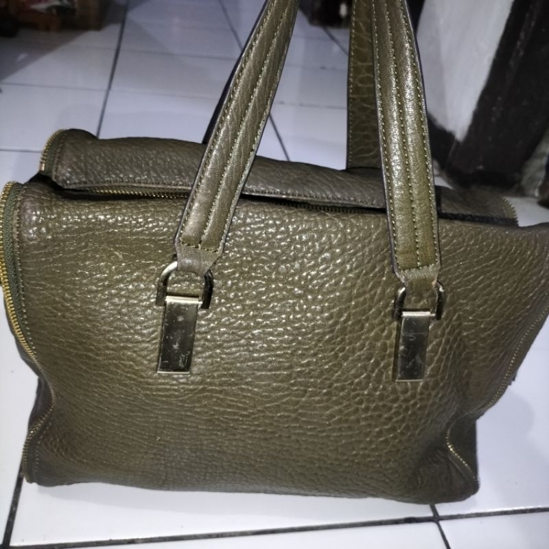 Preloved FINN ESKER กระเป๋าหนังแท้แบรนด์ คําอธิบายอ่าน